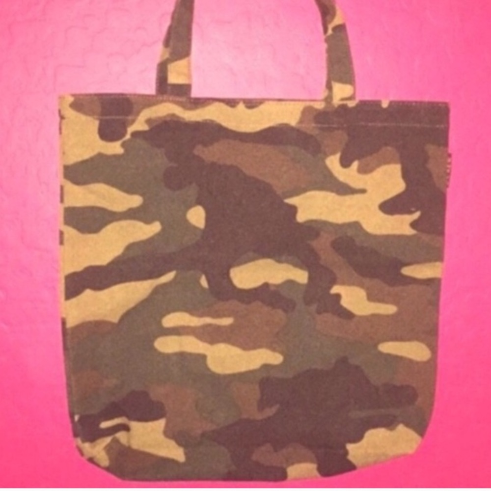 ONLY 1! J. Crew Camo Tote